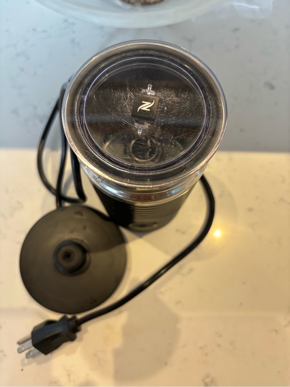 Nespresso milk frother - Picture 3 of 5